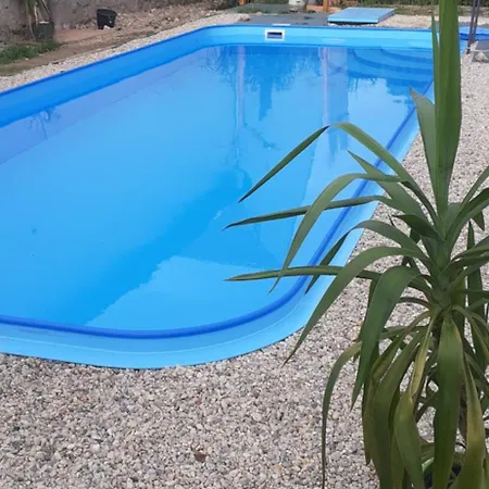 奥特维克膳食公寓酒店