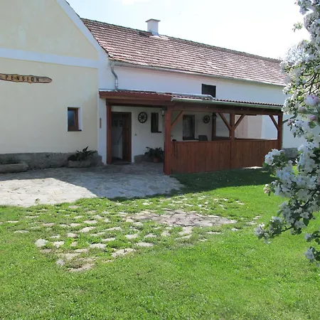 Otevek * Trhové Sviny