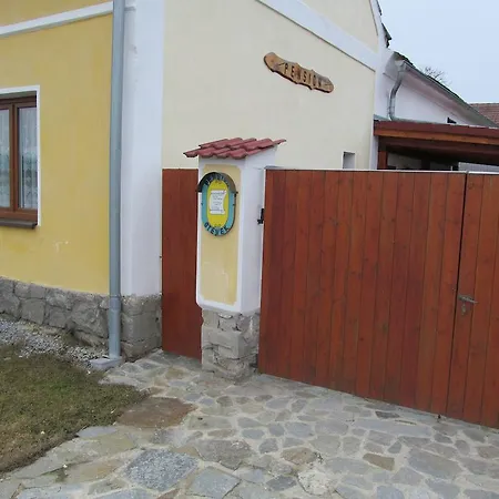 Appartement Otevek *