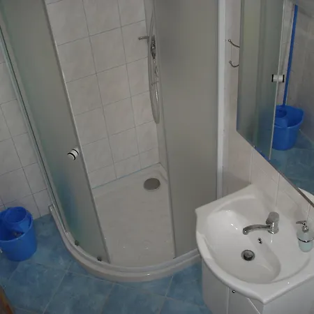 奥特维克膳食公寓酒店