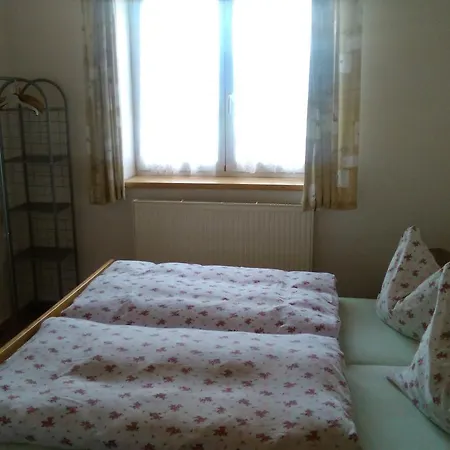 奥特维克膳食公寓酒店 * Trhové Sviny